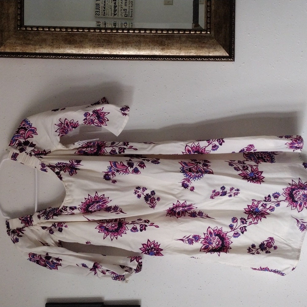 Old Navy dress, size medium tall.  New with tags.  MSRP $39.99